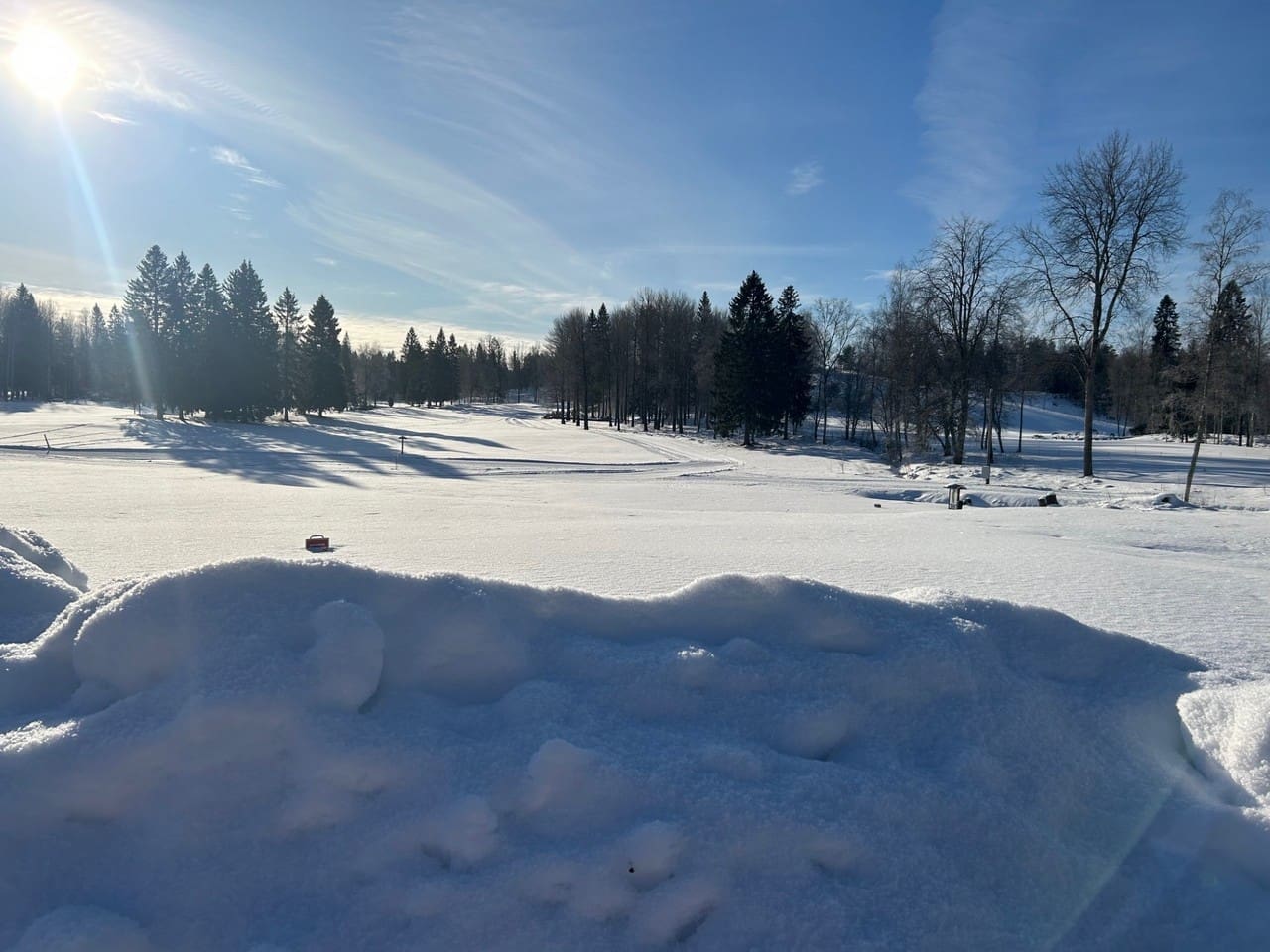 Ta en skidtur runt banan